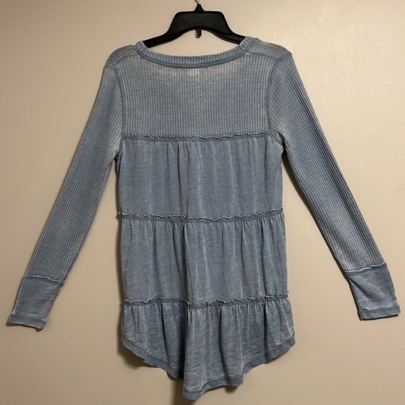 The Y2K Gothic Grunge Waffle Knit Henley Tier Whimsigoth Stretchy faded blue S - Picture 5 of 10